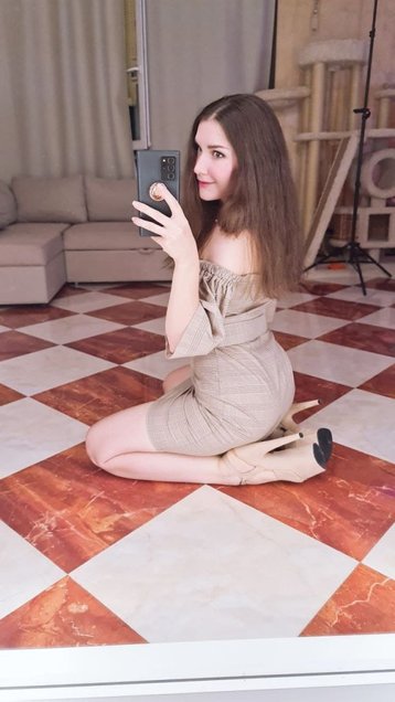 Ангелина Лин (ASMR KittyKlaw)