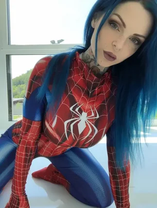 Риа Элизабет Мак Карти (Riae)