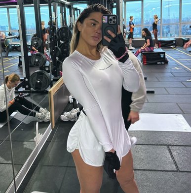 Карина Зверева