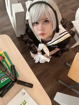 Леся SuisaiUwU