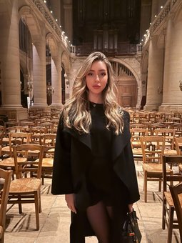 Юлия Вавилова