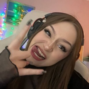 Даша (Dasha228play)